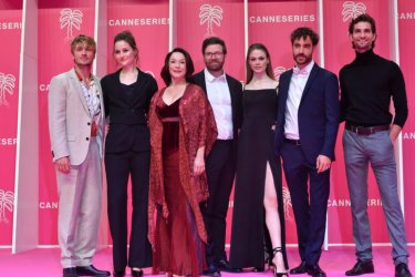 The cast of Sisi ont eh Canneseries pink carpet during MIPCOM 2021